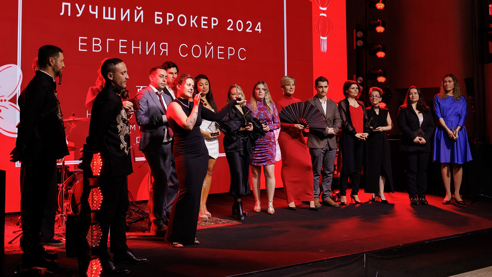 Яркая корпоративная жизнь