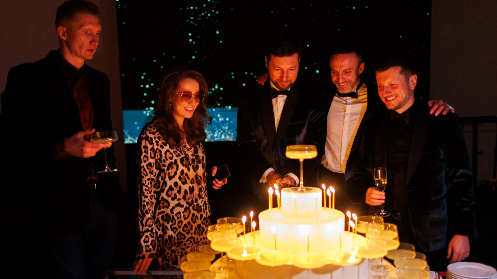 Яркая корпоративная жизнь